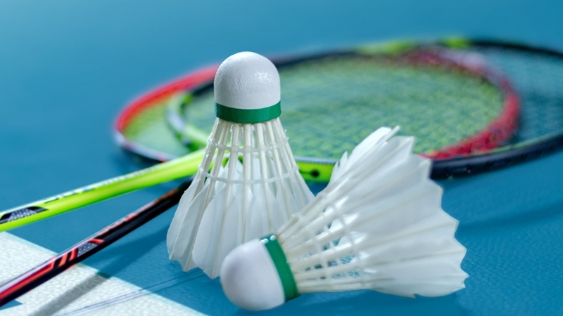 BADMINTON